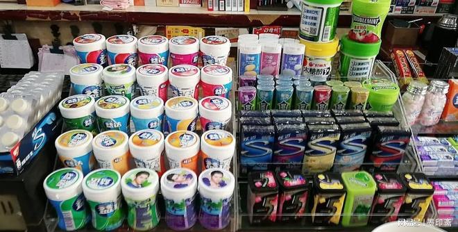 ？口香糖被注意力抛弃了排队不看货架改刷手机(图16)